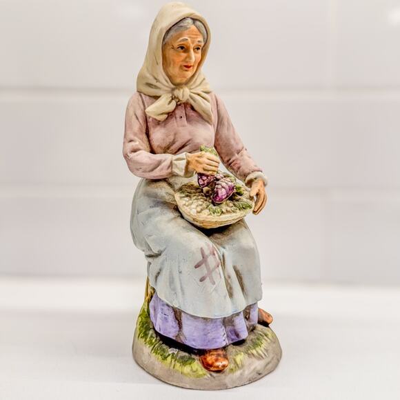 1960’s Vintage Homco Woman with Grapes Figurine, #1433, Farmyard Collection, 8”H - Picture 1 of 10